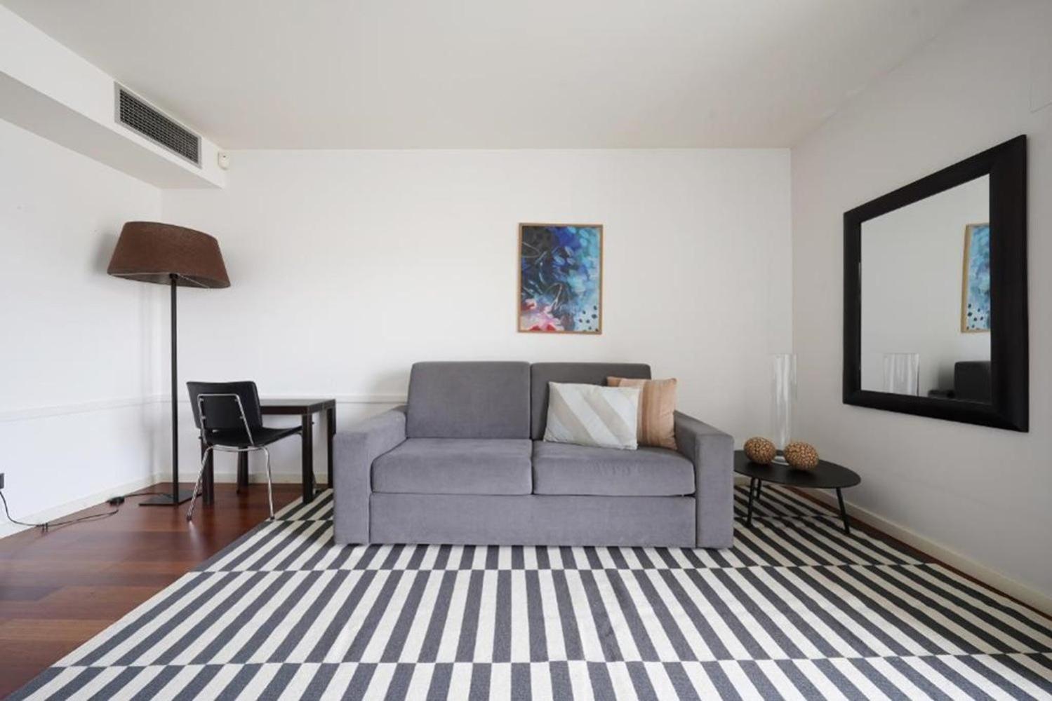 Ola Living Plaza Catalunya Apartment Barcelona Exterior photo